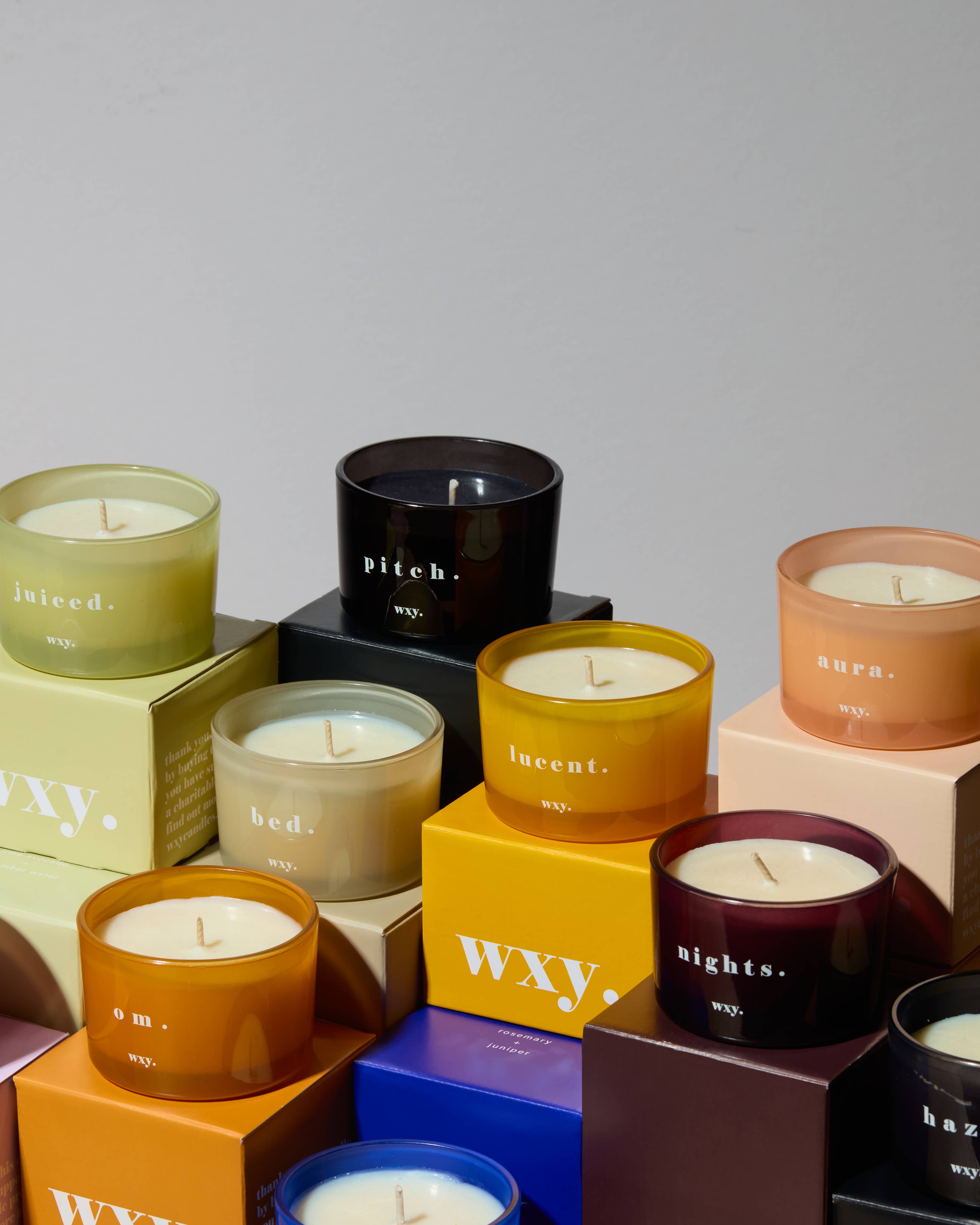 Bed 3oz Candle - Warm Musk + Black Vanilla | wxy.
