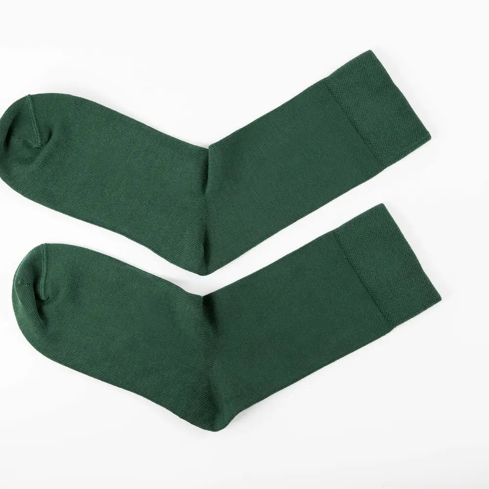 Forest Green Bamboo Socks | Pairs Scotland