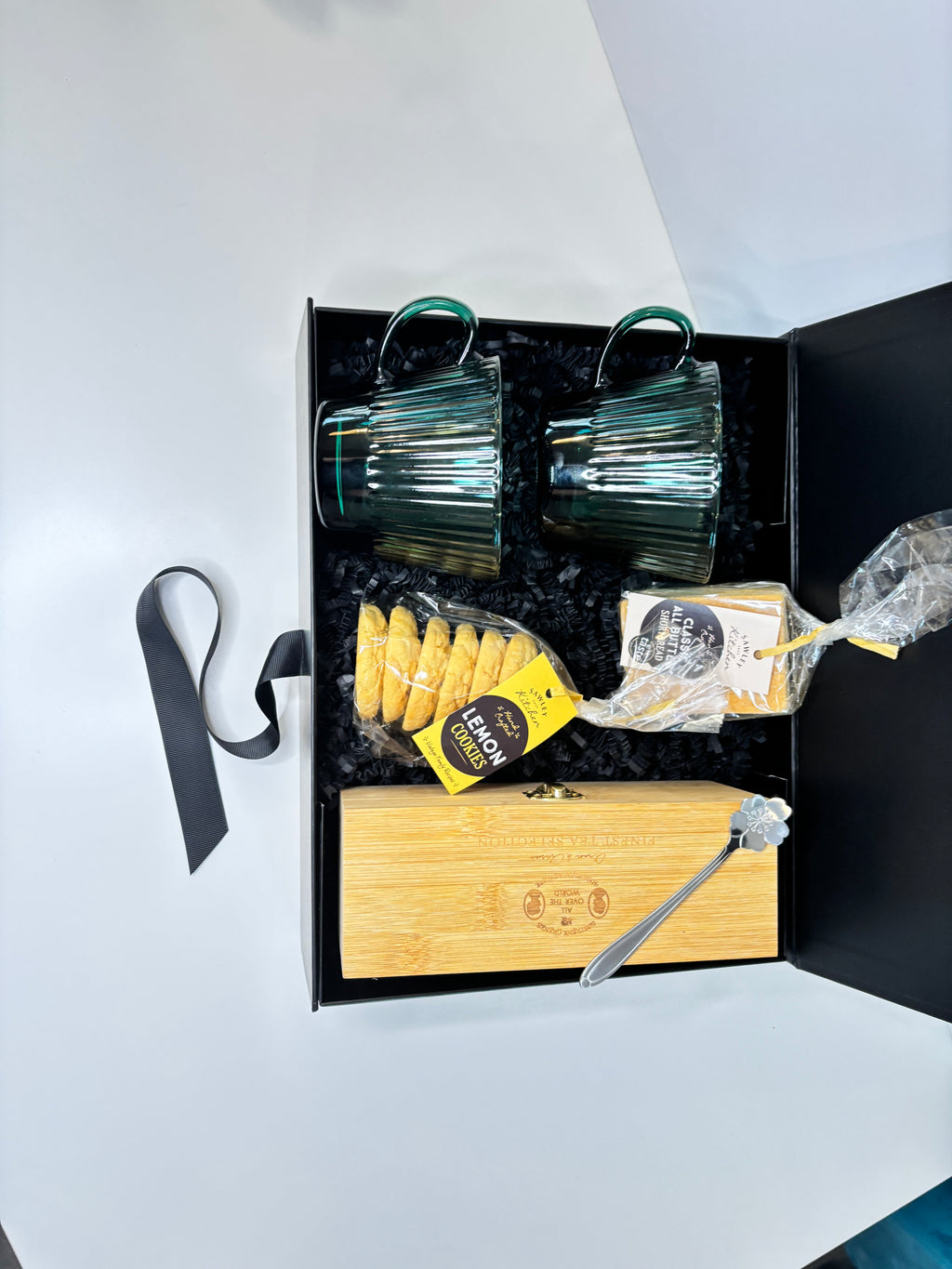 The Tea Lover's Indulgence Box