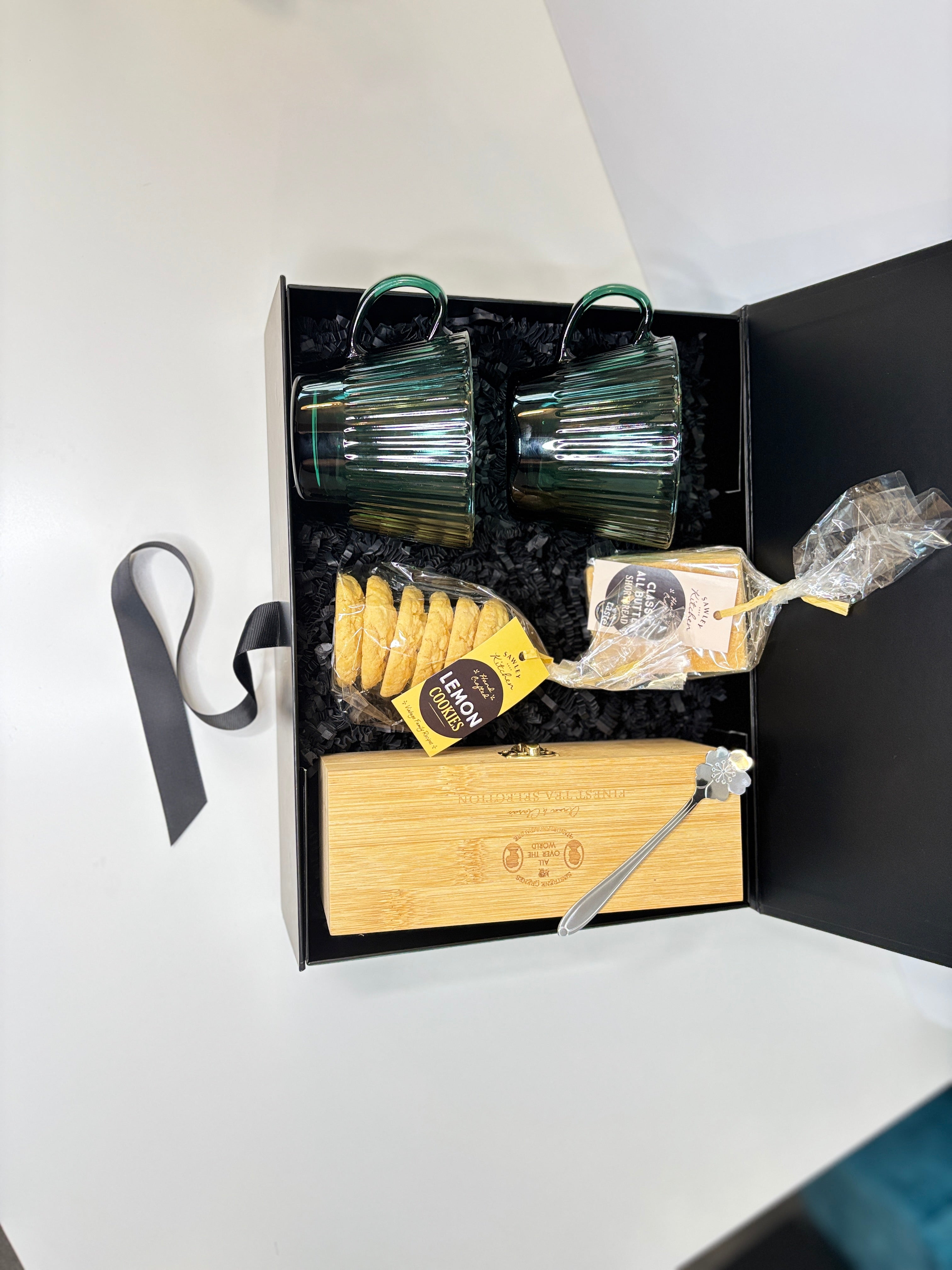 The Tea Lover's Indulgence Box