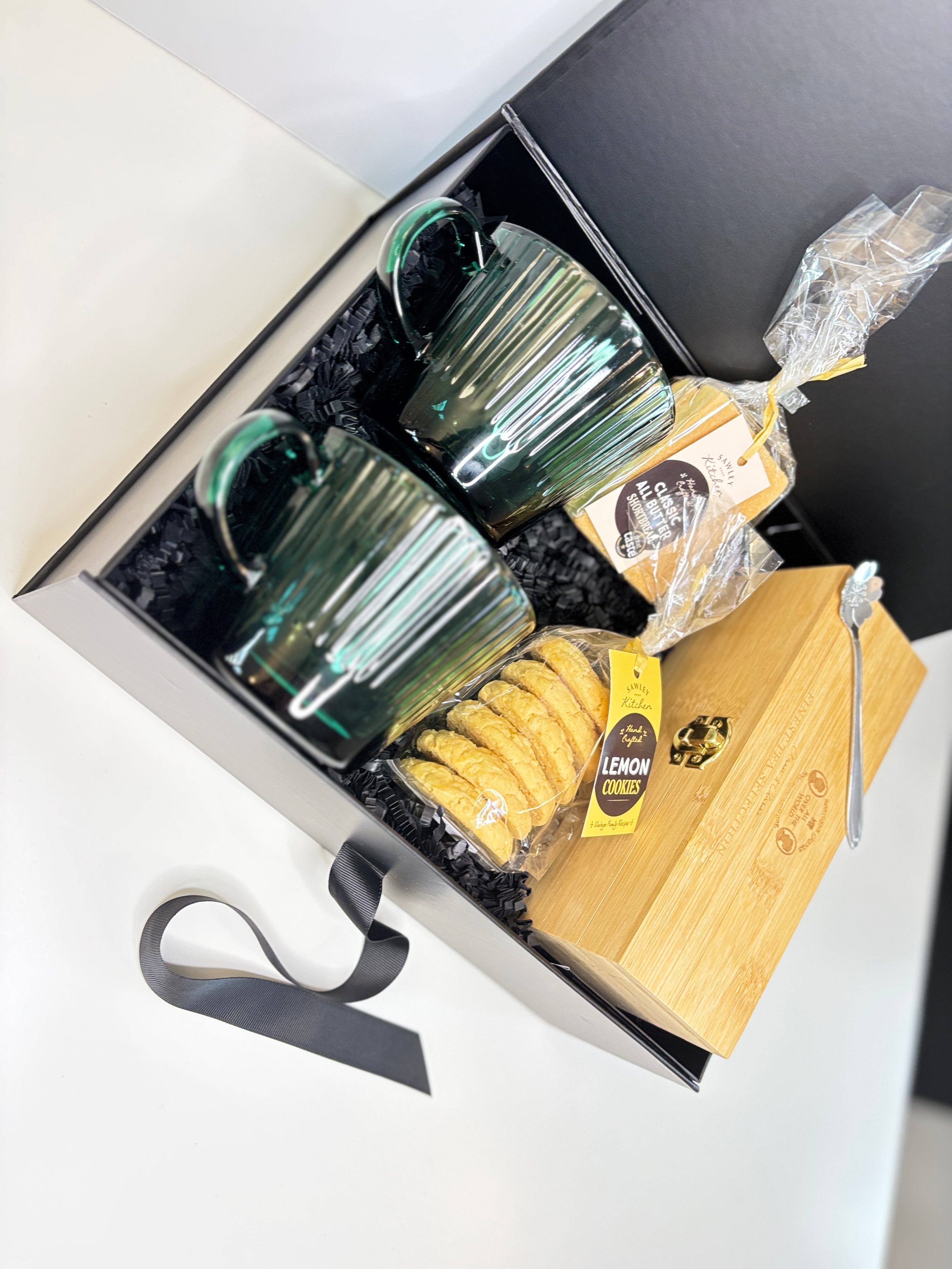 The Tea Lover's Indulgence Box