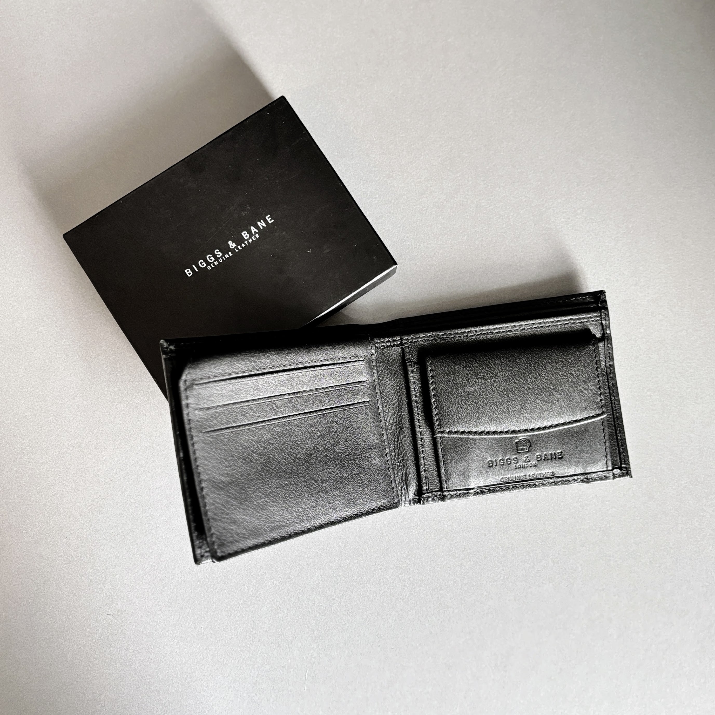 Black Bifold Leather Wallet | Biggs & Bane
